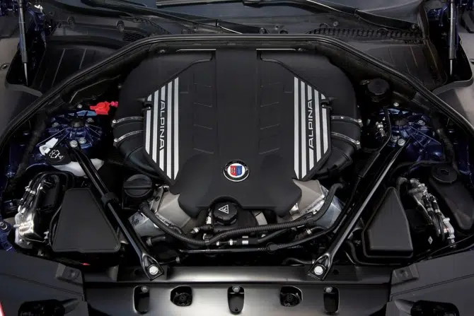2013-BMW-Alpina-B7-Biturbo-Engine-1-1280x800