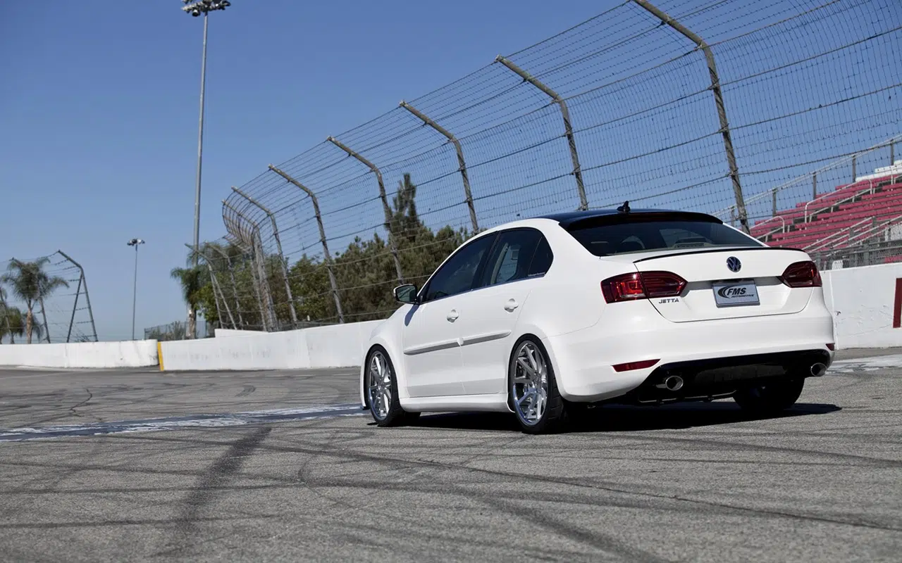 2013-FMS-Volkswagen-Jetta-Racers-Dream-Static-4-1280x800