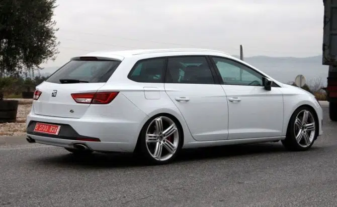 Seat-Leon-ST-FR (2)