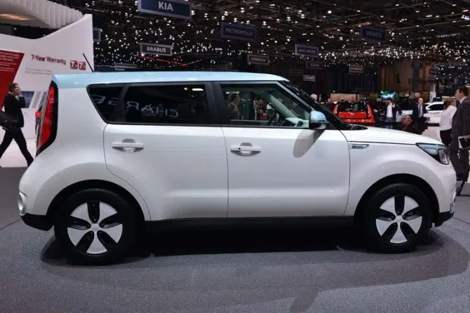 Kia-SoulEV-Geneve_06