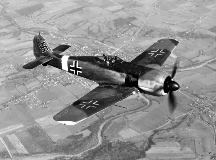 Focke-Wulf_Fw_190_050602-F-1234P-005