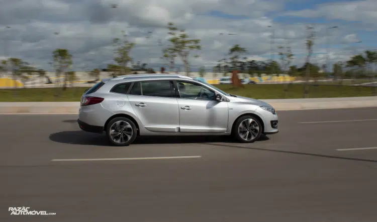 Renault Mégane Sport Tourer Bose Edition-15