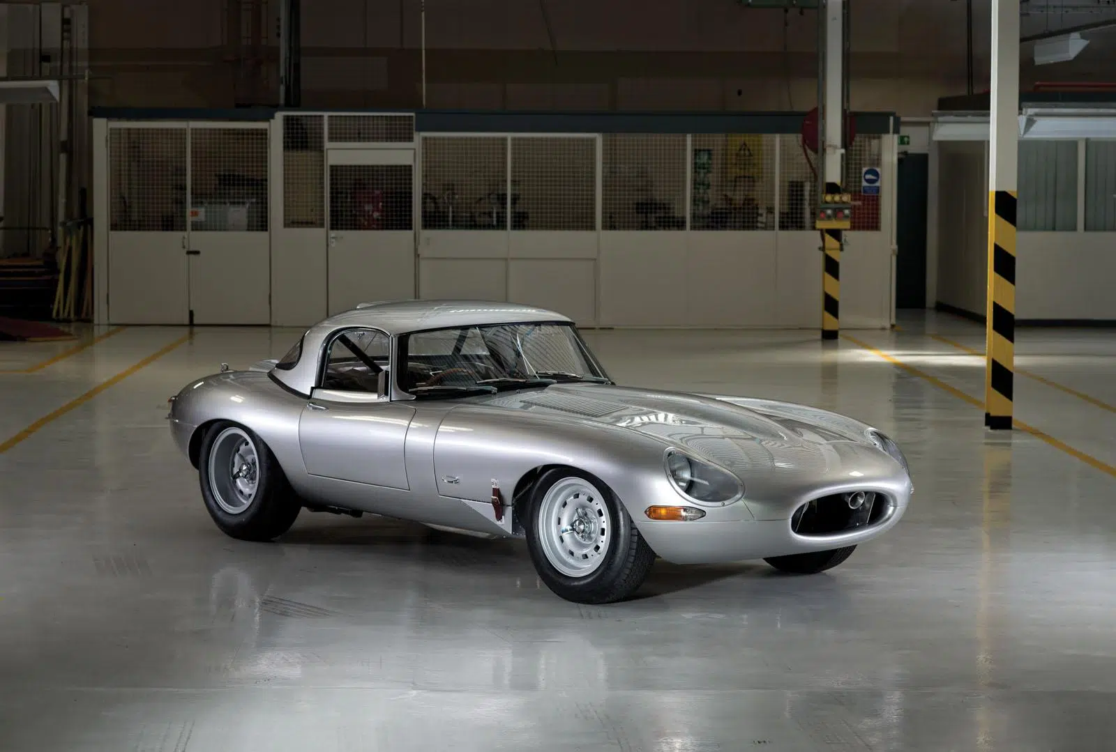 Jaguar E-Type Lightweight