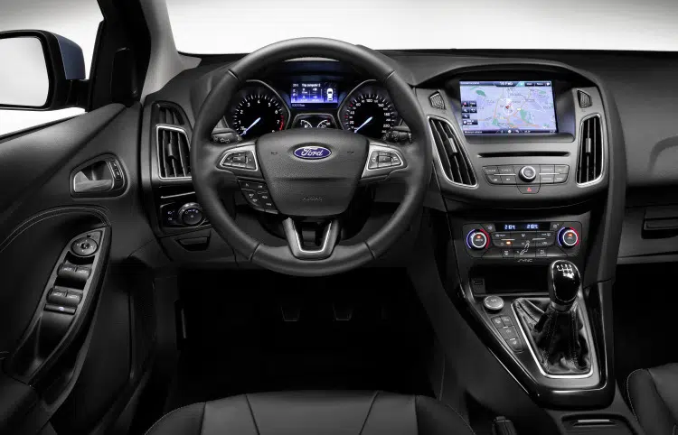 NewFordFocus_Interior_01