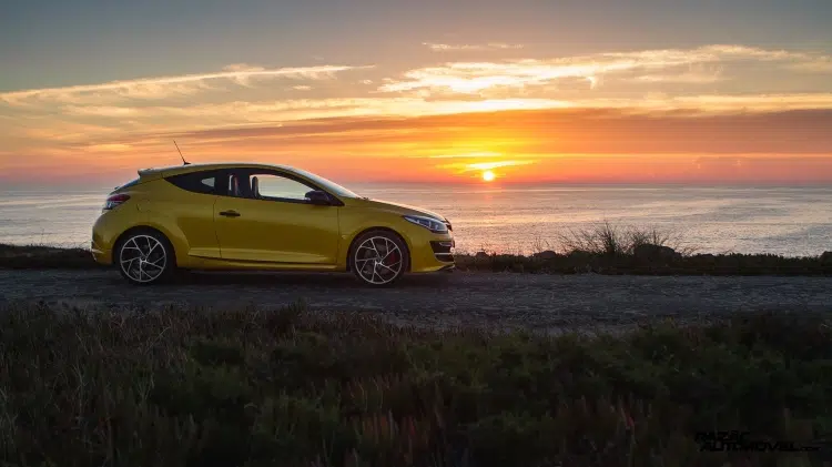 Sunset Renault MEGANE RS 01