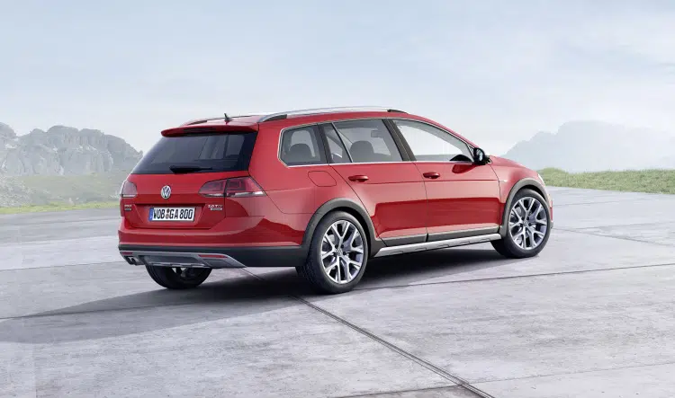 golf-alltrack-4-1