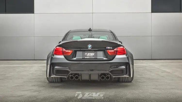 BMW M4 TAG MOTORSPORT 7