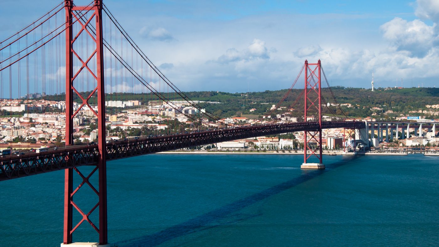 Lisbon_Bridge-1400x788.jpg
