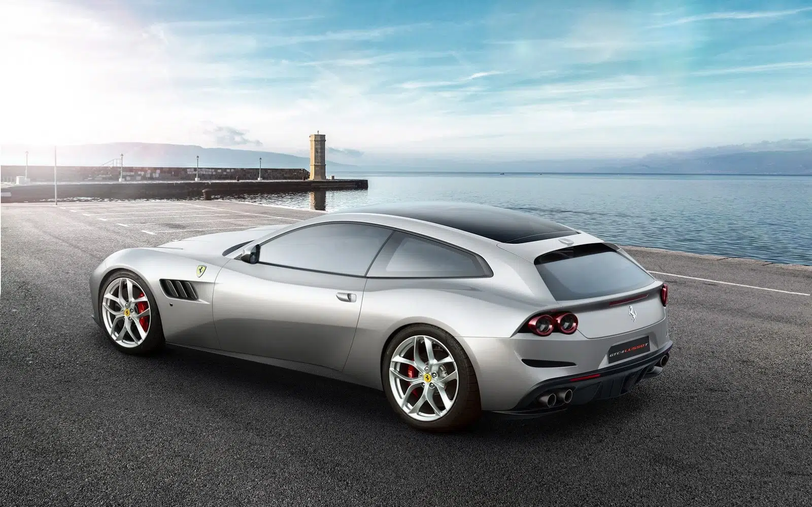 Ferrari GTC4 Lusso T