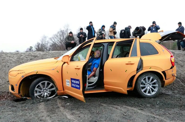 Volvo XC90 crash-test