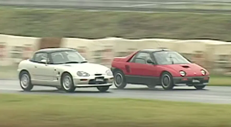 1992 Suzuki Cappuccino vs Autozam AZ-1