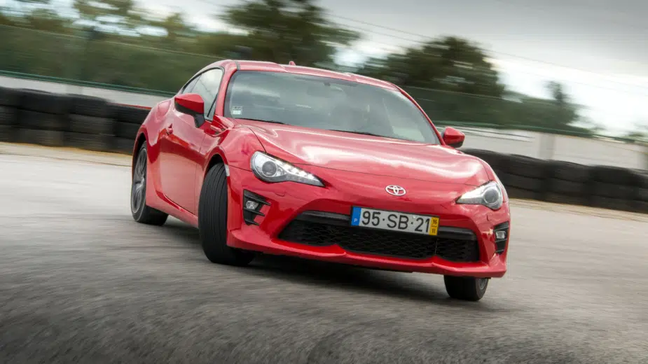 Toyota GT86 - motores de combustão interna