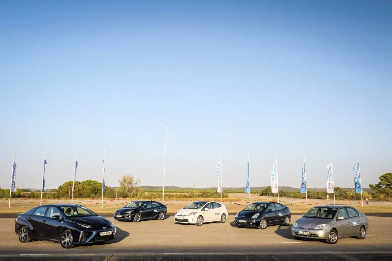 Toyota Mirai e as quatro gerações do Prius