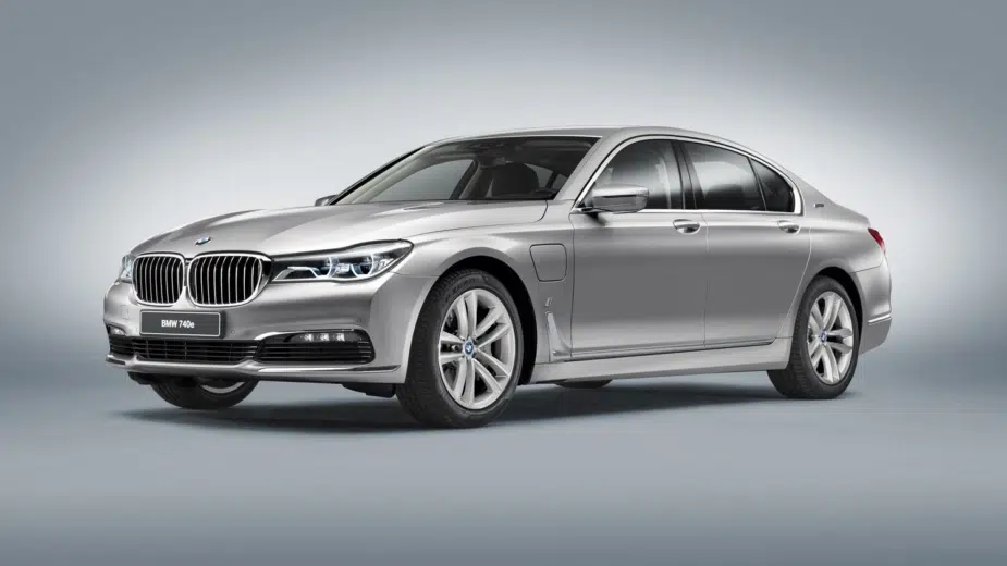 BMW 740e