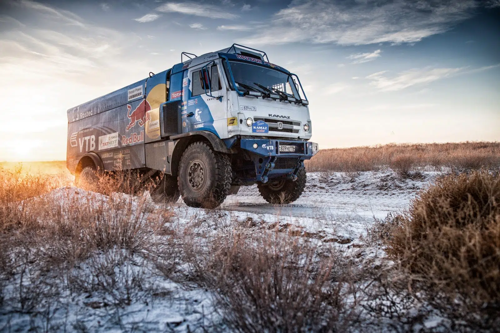 camiões T4 do dakar — Kamaz