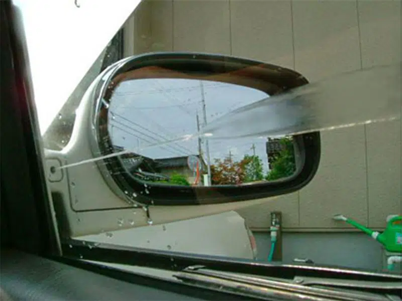 Toyota Mark II, esguicho para janela