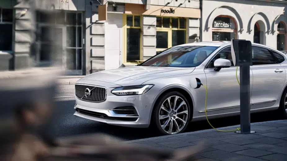 Volvo S90 T8 Plug-In Hybrid 2018