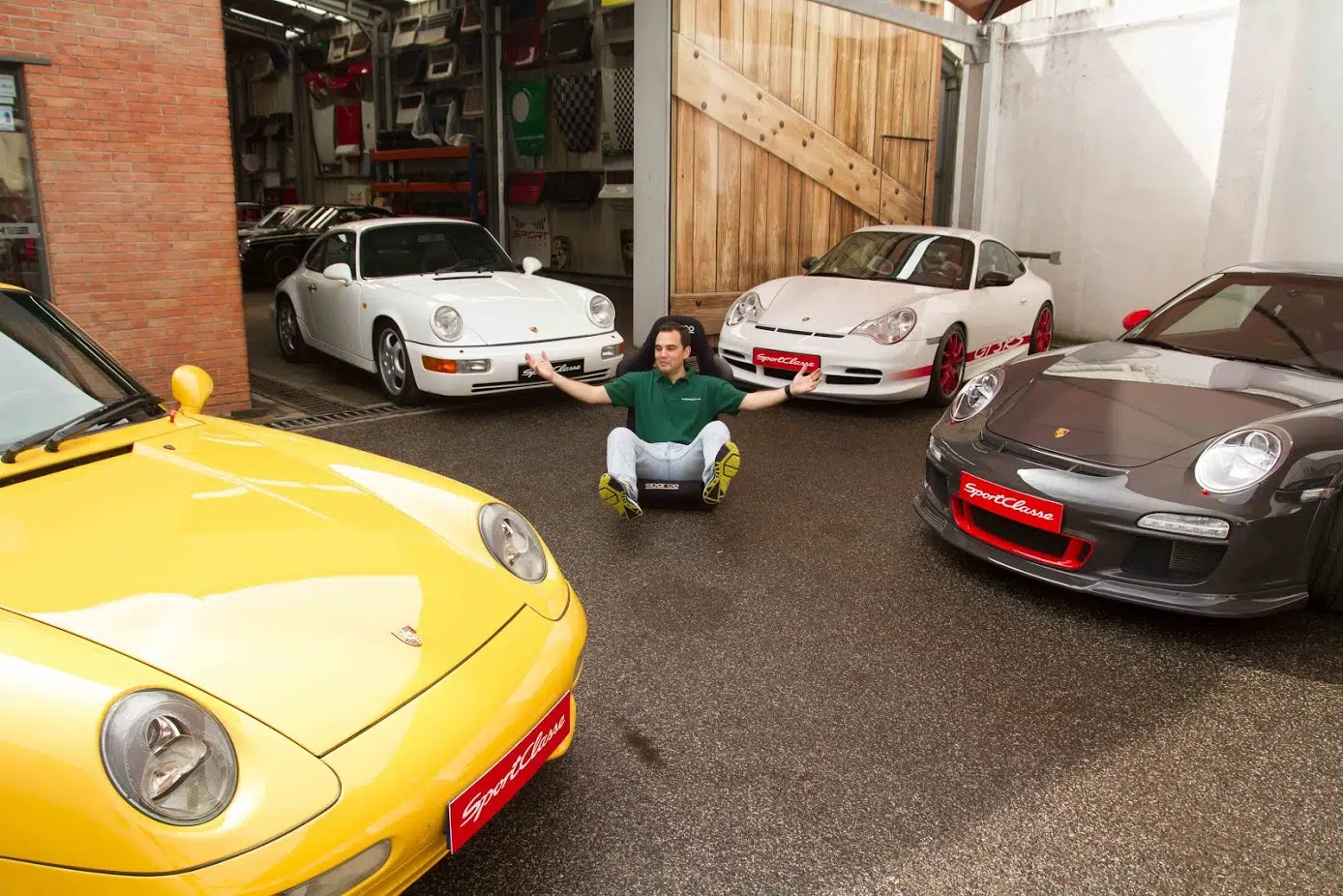 rennsport, guilherme costa no meio dos 911 RS