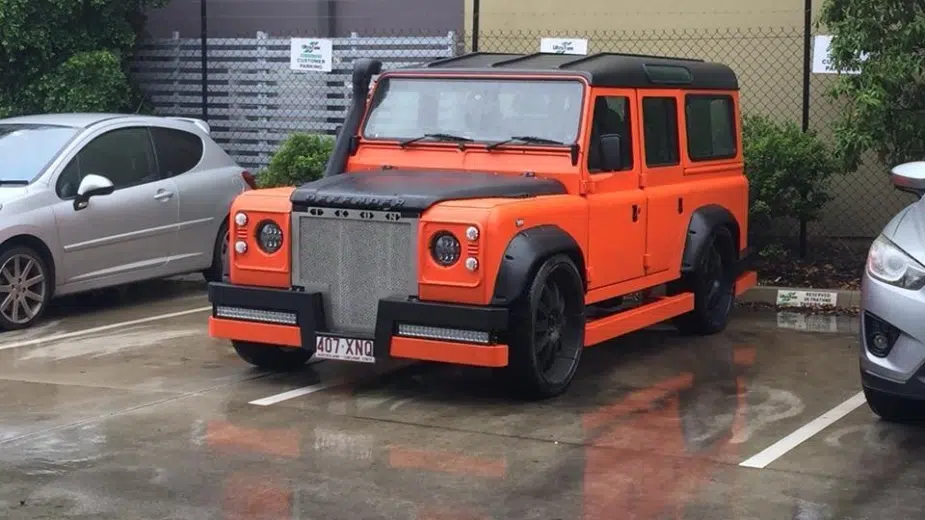 Land Rover Defender transformado