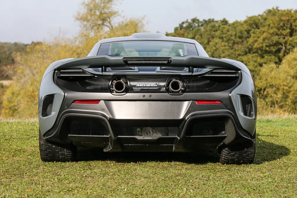 McLaren 675LT