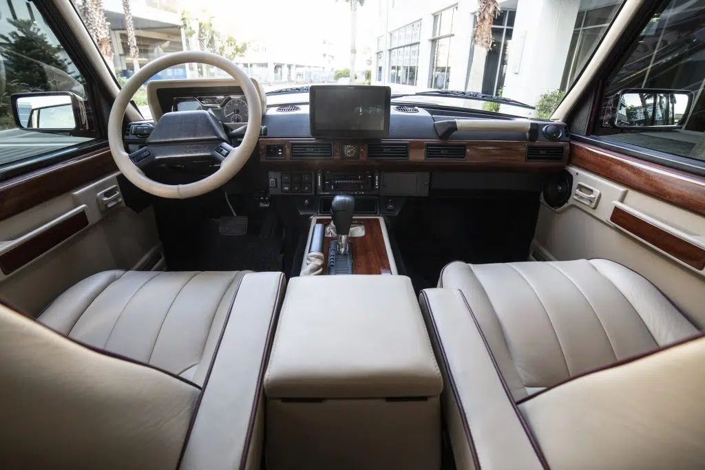 Range Rover Classic restomod