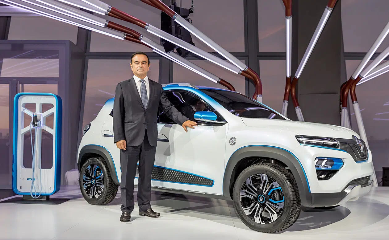 renault k-ze com carlos ghosn