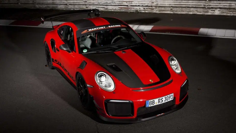 Porsche 911 GT2 RS Manthey Racing