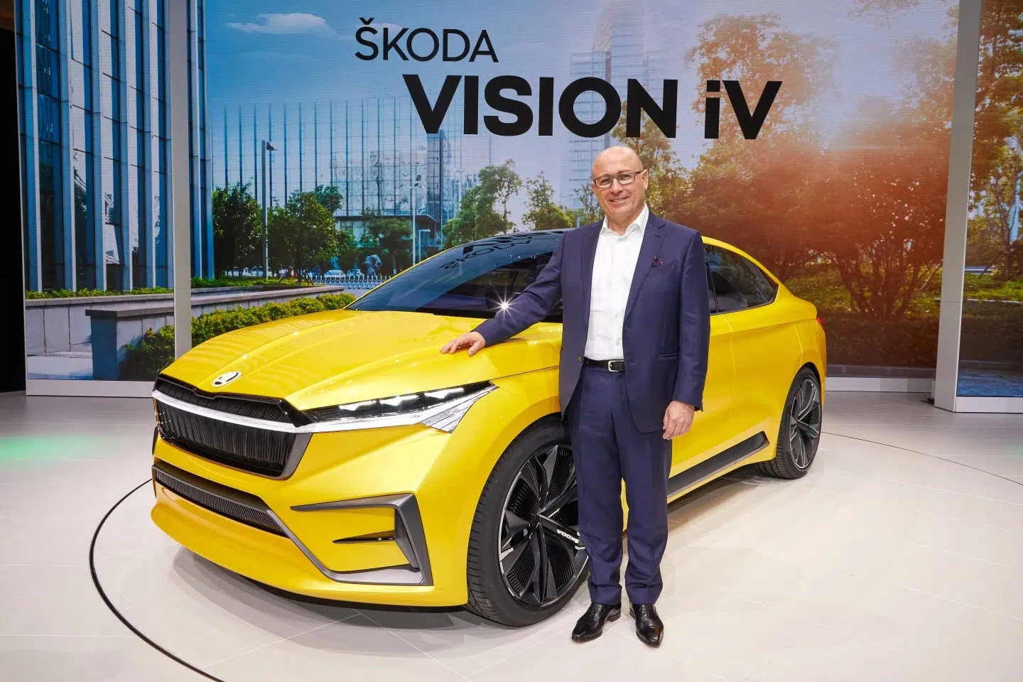 Skoda Vision iV com Bernhard Maier, CEO da Skoda