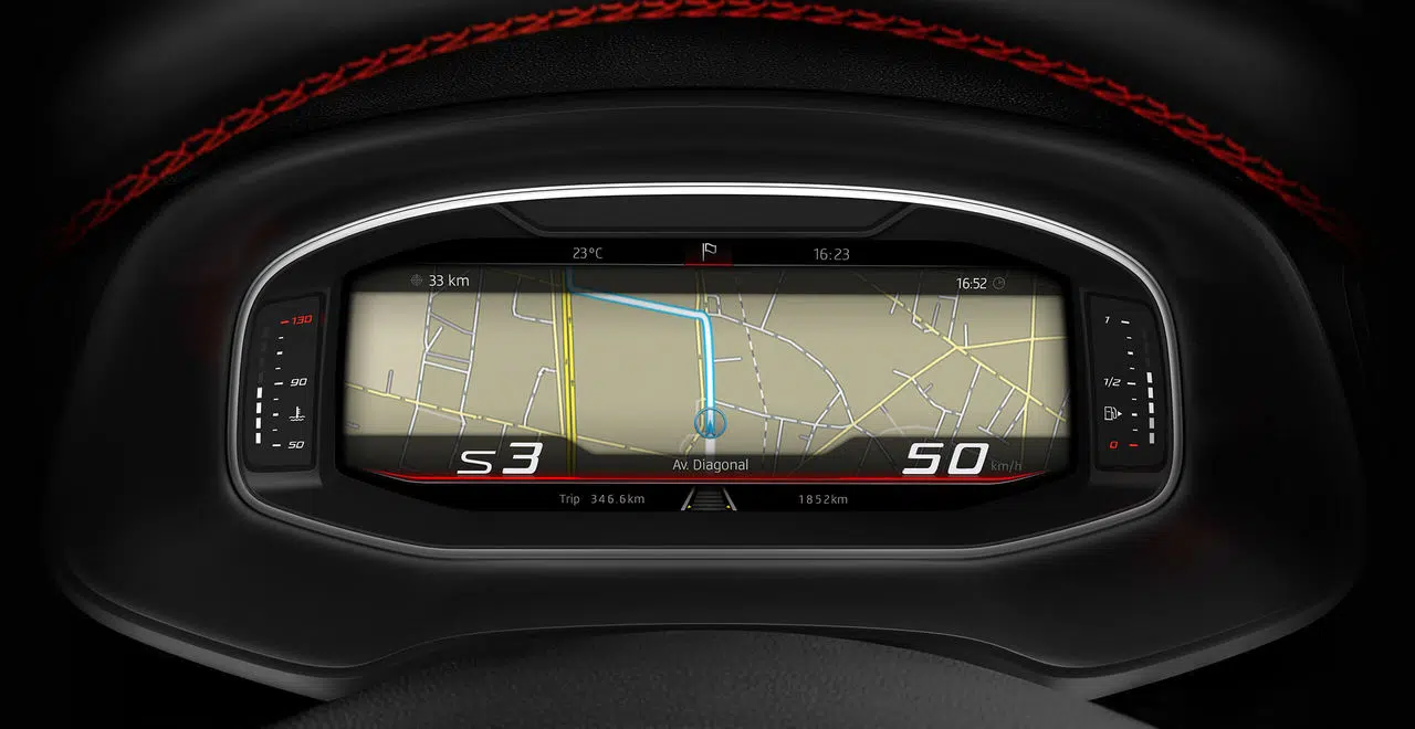 SEAT Leon cockpit virtual