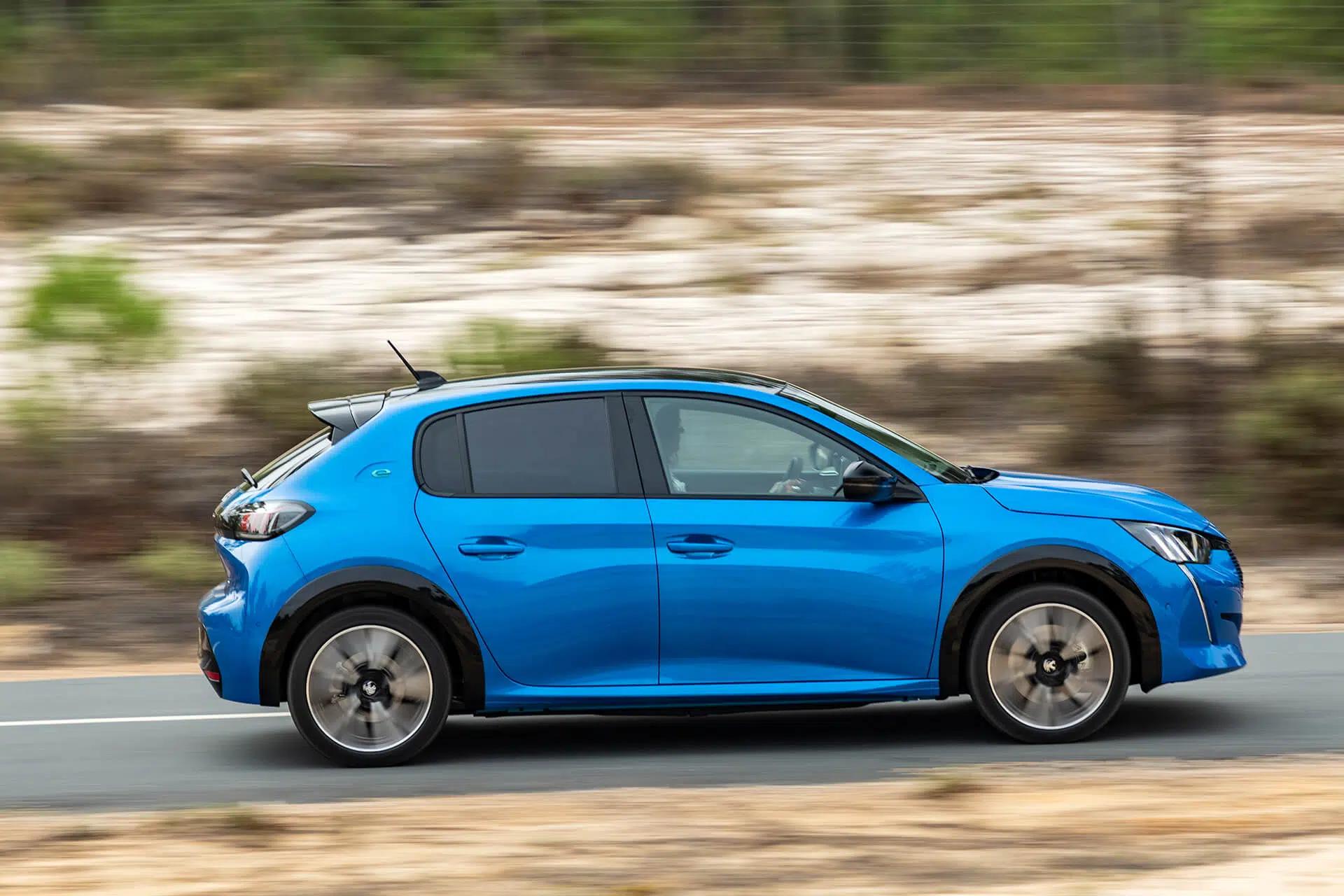 Peugeot e-208 GT, 2019