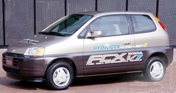 Honda FCX v1