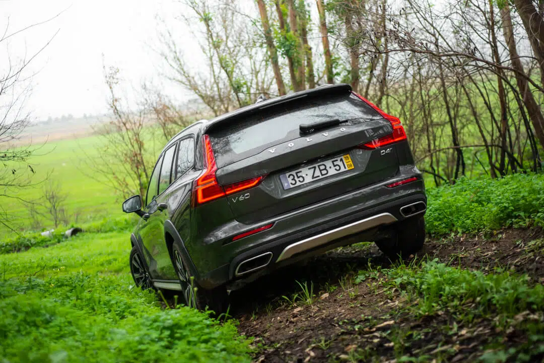 Volvo V60 Cross Country D4 190