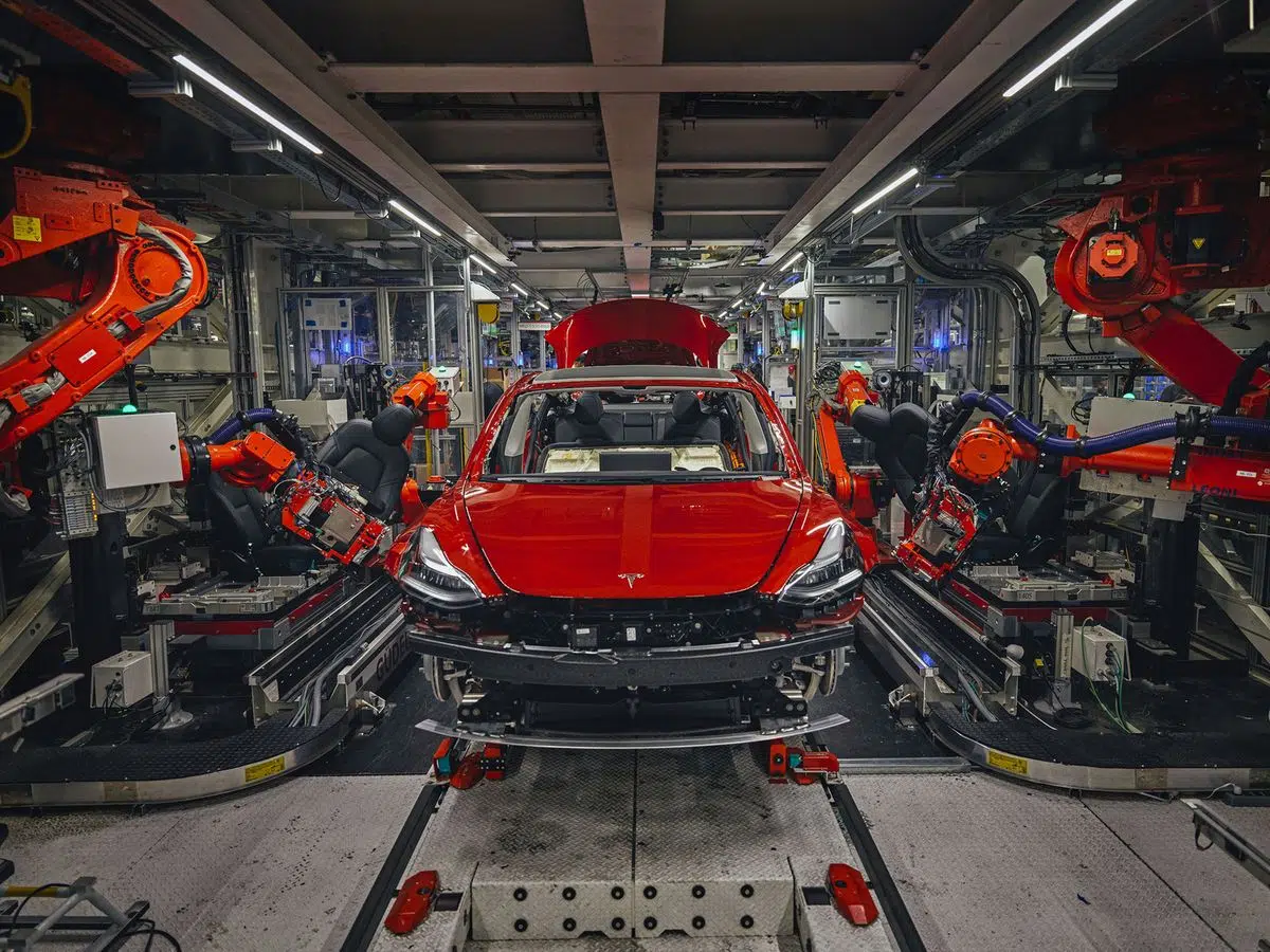 Tesla Model 3, linha de produção em Fremont