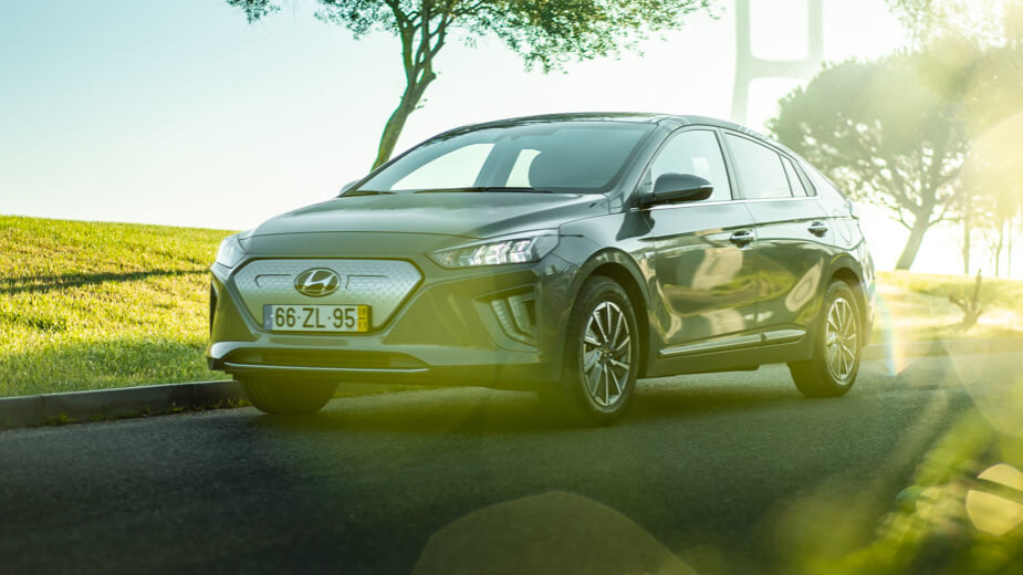 telex Gastvrijheid Oprecht Testámos o renovado Hyundai Ioniq EV que promete mais autonomia, mas há  mais novidades
