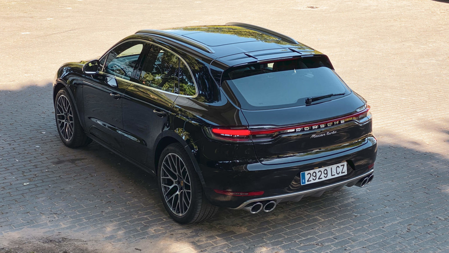 Porsche macan turbo характеристики