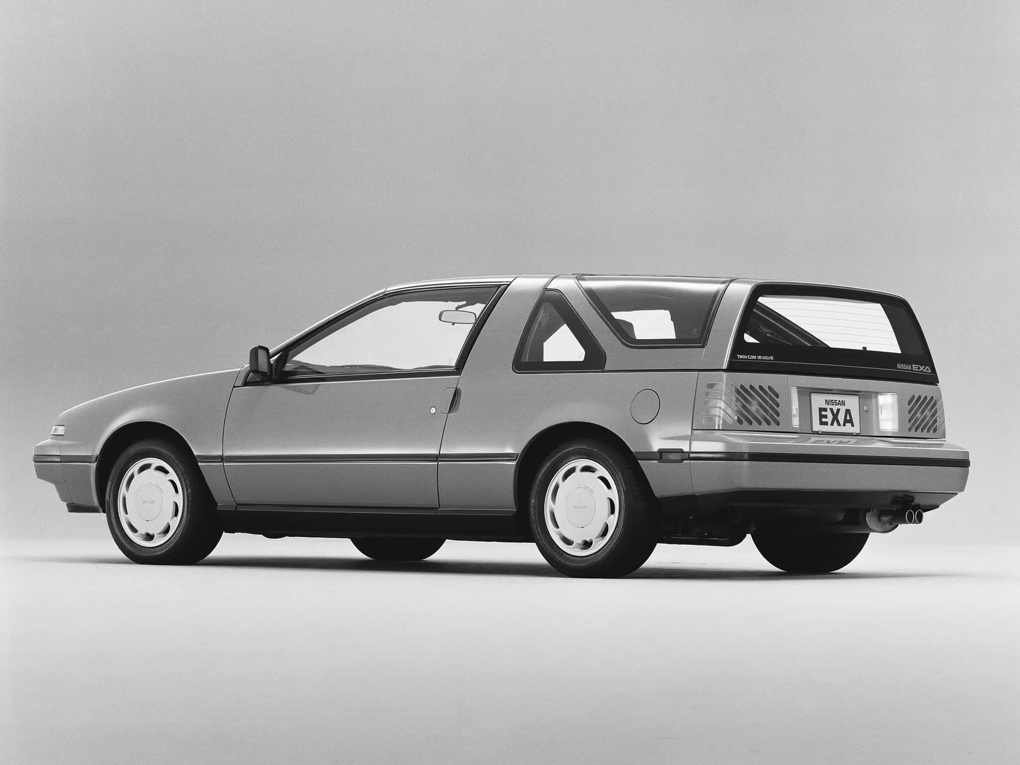 Nissan EXA