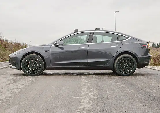 Tesla Model 3 delta4x4