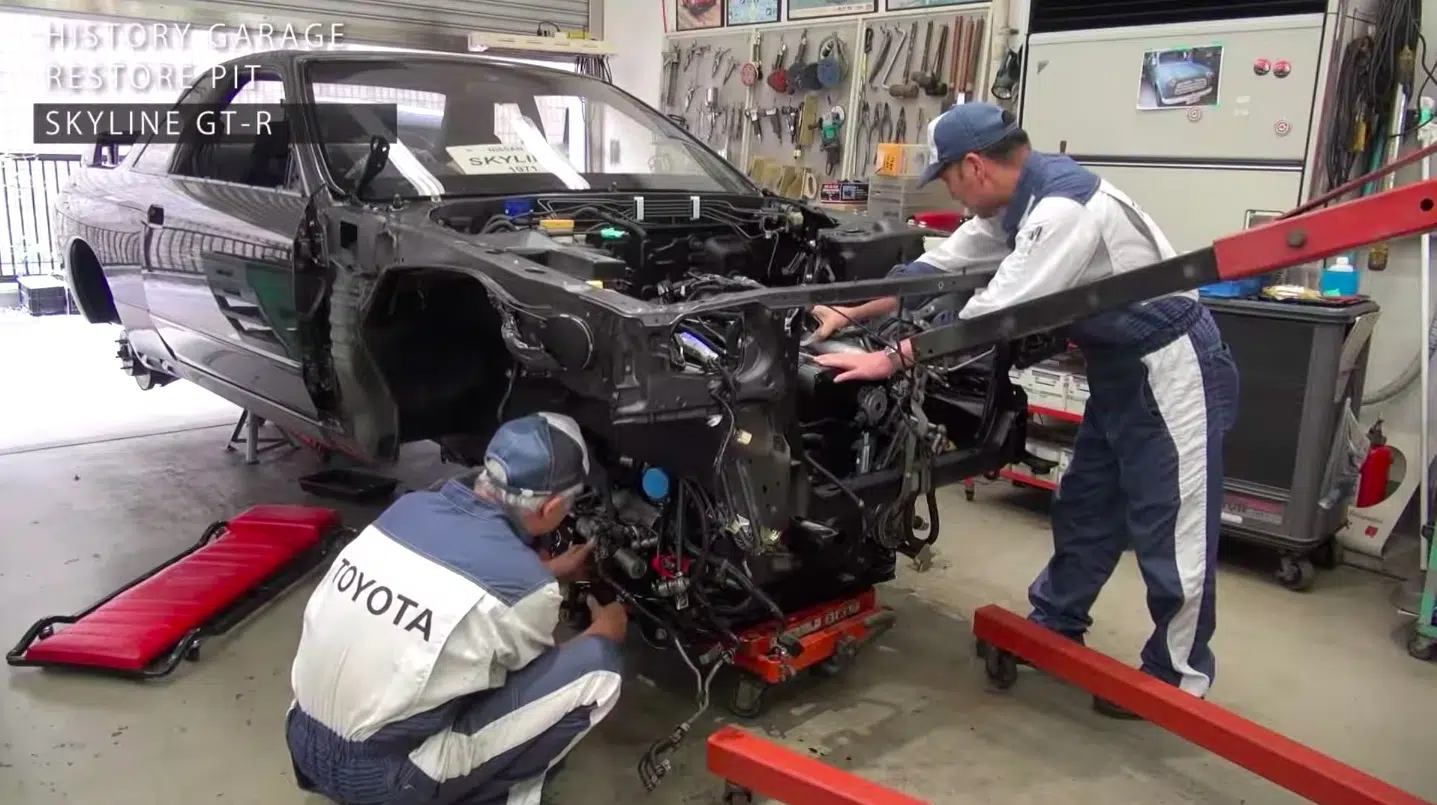 Nissan Skyline GT-R R32 restaurado pela Historica Garage, da Toyota