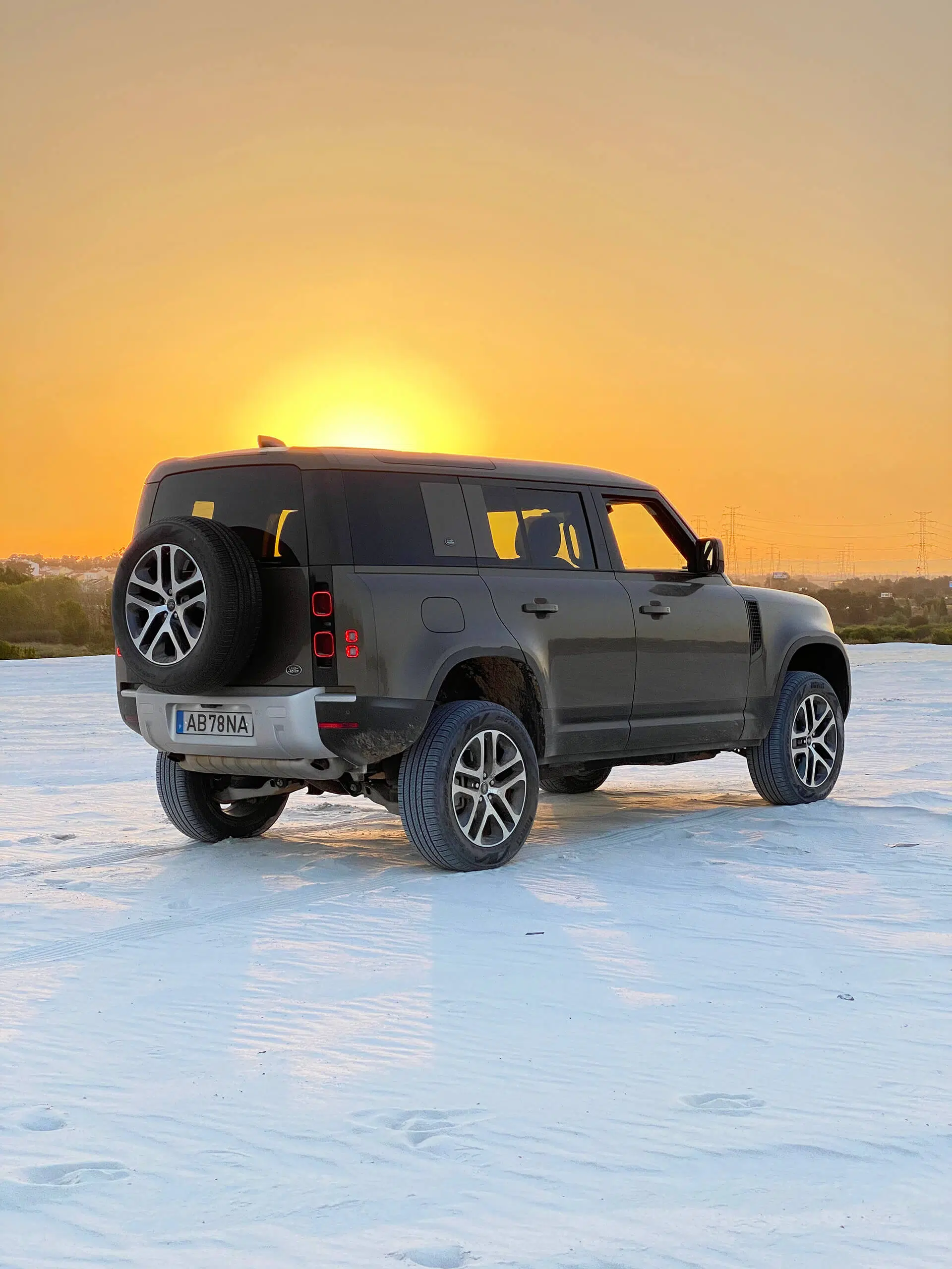 Land Rover Defender 2020