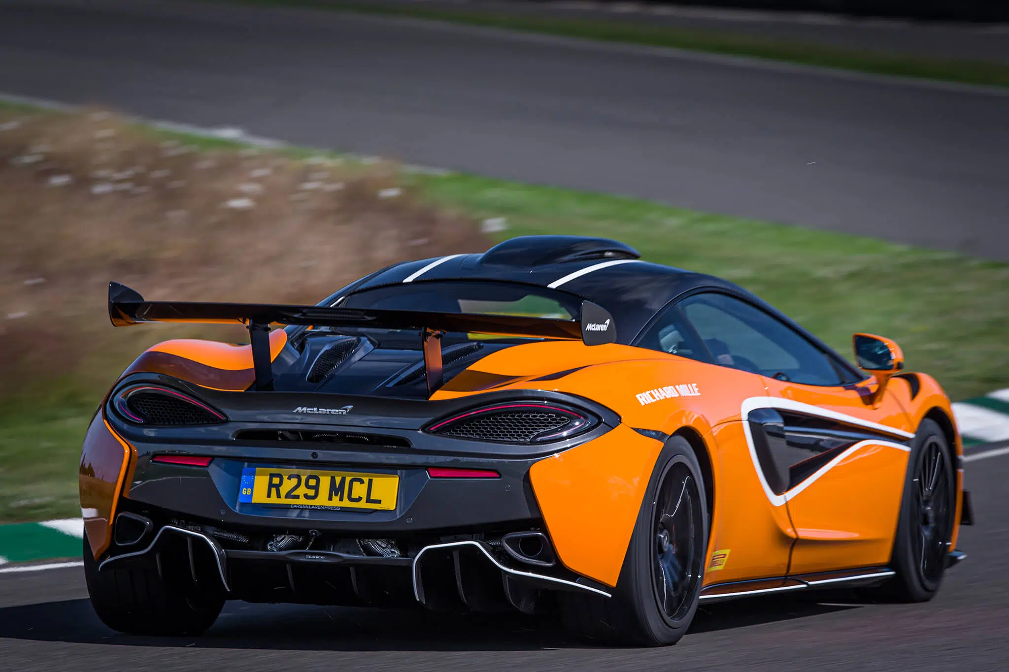 McLaren 620R