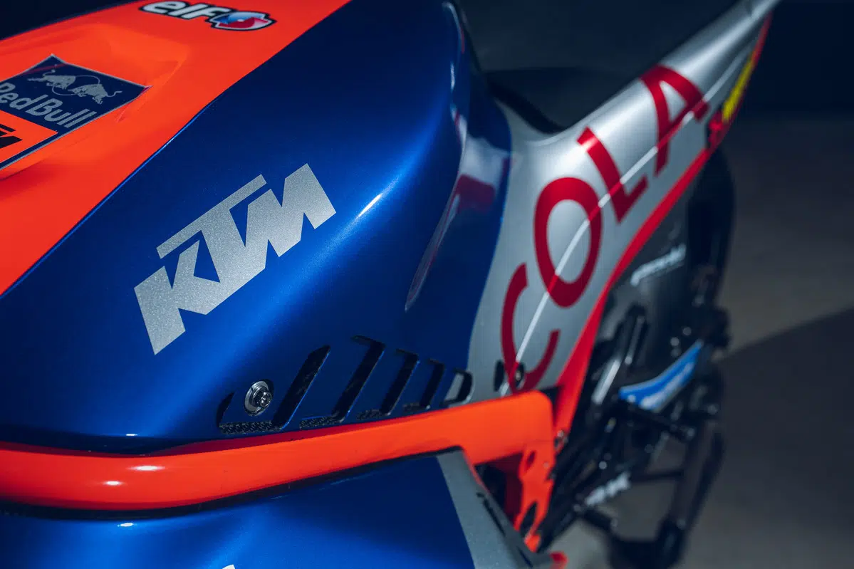 KTM RC16 detalhe