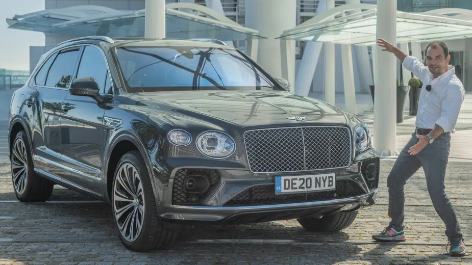 Bentley Bentayga V8 First Edition (550 cv). Duas toneladas e meia de SUV