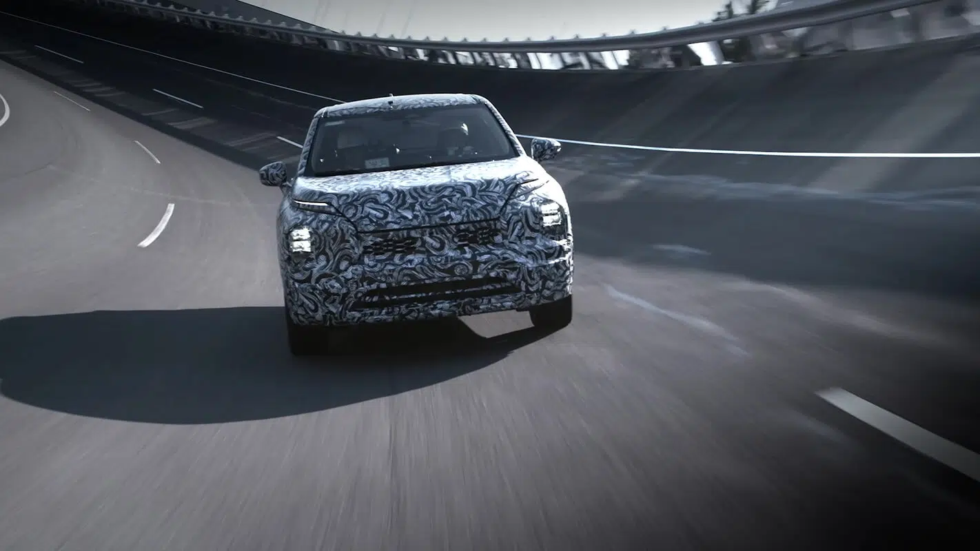 Mitsubishi Outlander teaser