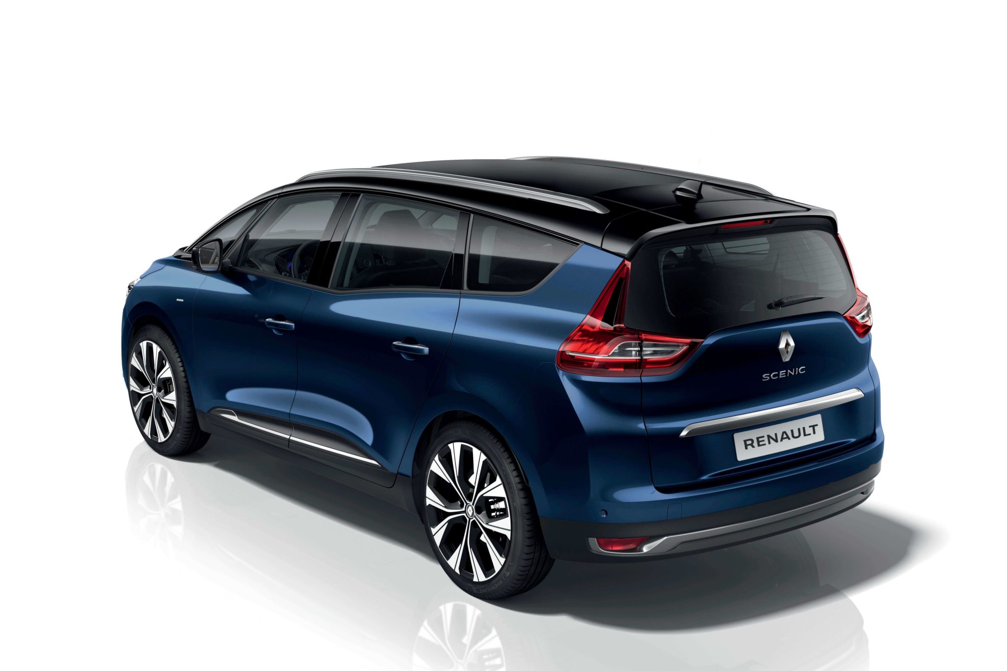 Renault scenic поколения