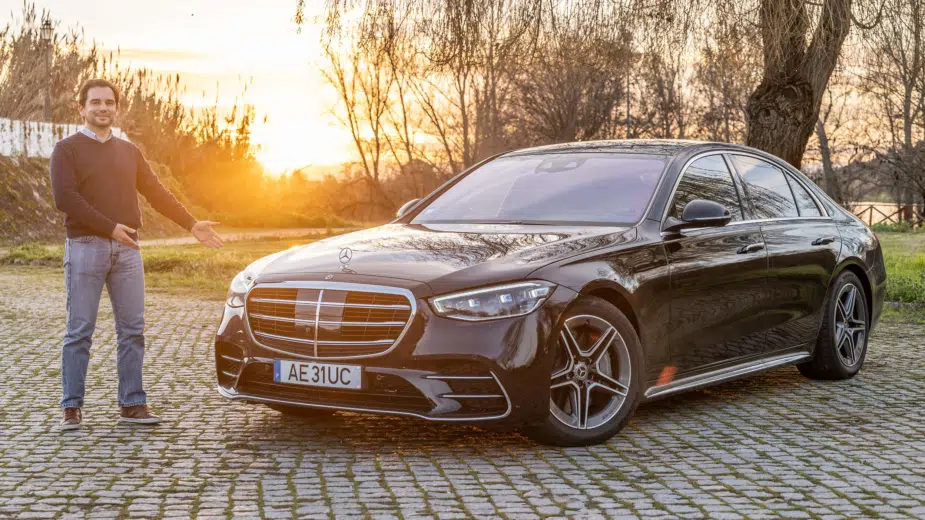 Mercedes-Benz Classe S 400 d (W223). Ainda é o melhor carro do mundo?