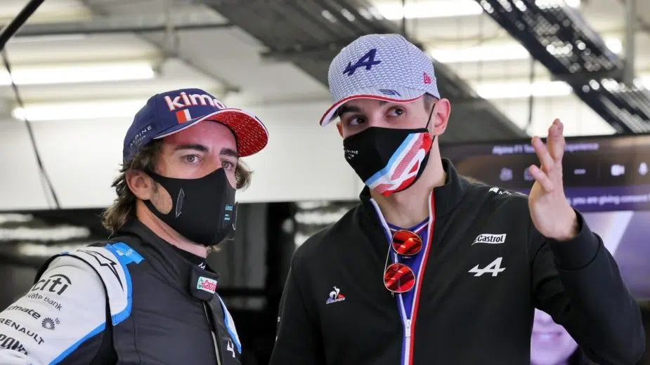 Fernando Alonso e Esteban Ocon