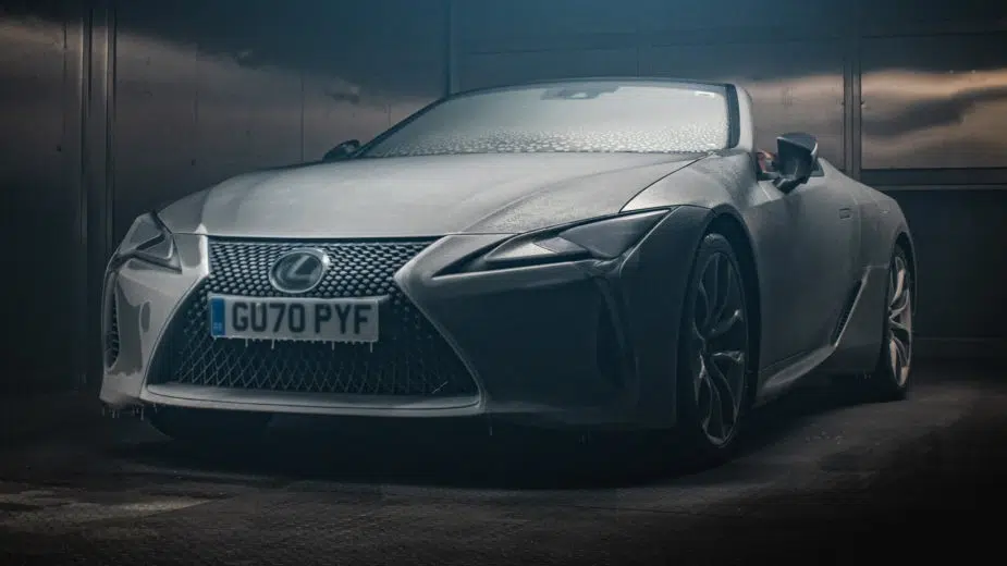 Lexus LC 500 Convertible congelado