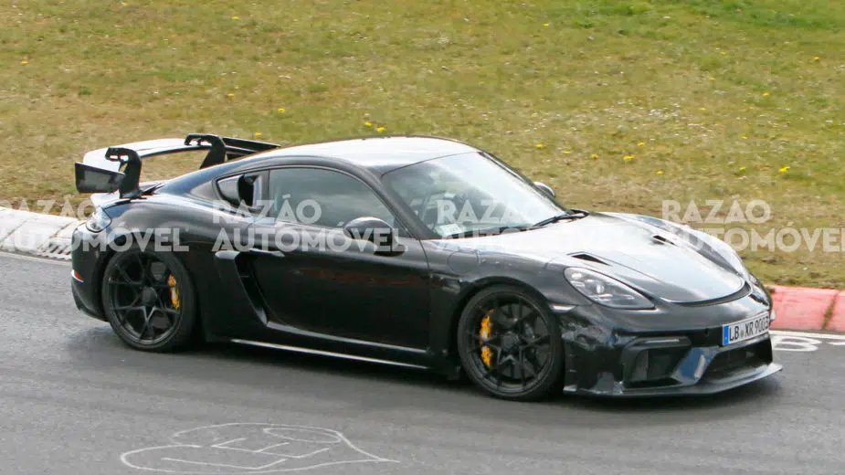 Porsche 718 Cayman GT4 RS fotos-espia