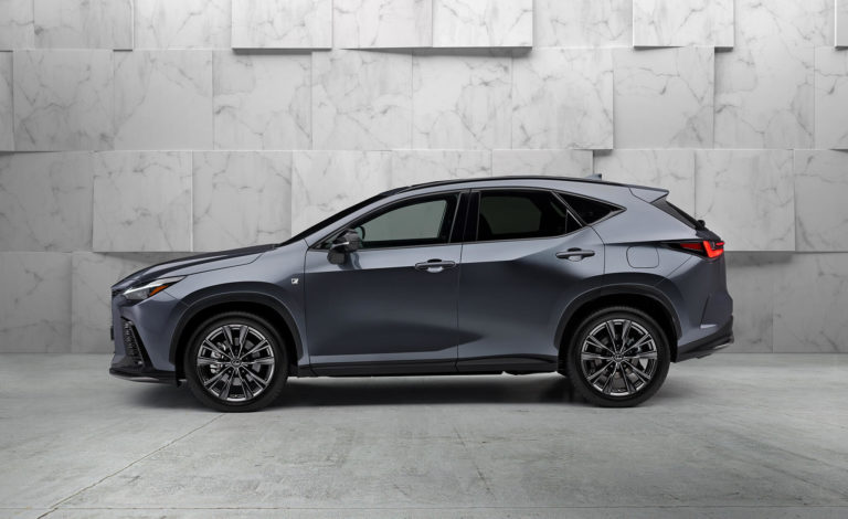 Lexus_nx450h-4