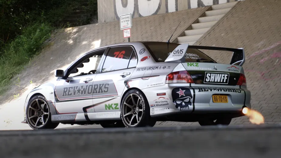 Mitsubishi Lancer Evolution IX